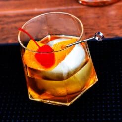 Hot Sale 😍 Bars BarConic® Diamond Shape Rocks Glass -10oz - (Quantity Options) 🧨 8 Hot Sale 😍 Bars BarConic® Diamond Shape Rocks Glass -10oz - (Quantity Options) 🧨 -BARS Sales Store BarConic 10oz Diamond Shape Rocks Glass clean scene2 800x