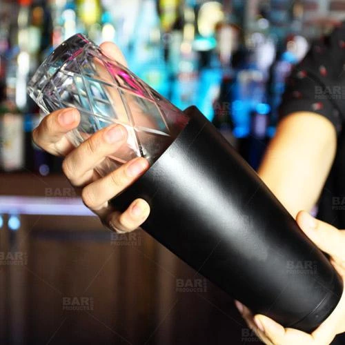 Brand new 😍 Bars BarConic® 16oz Boston Mixing Glass - Diamond Pattern 🥰 4 Brand new 😍 Bars BarConic® 16oz Boston Mixing Glass - Diamond Pattern 🥰 - Image 2